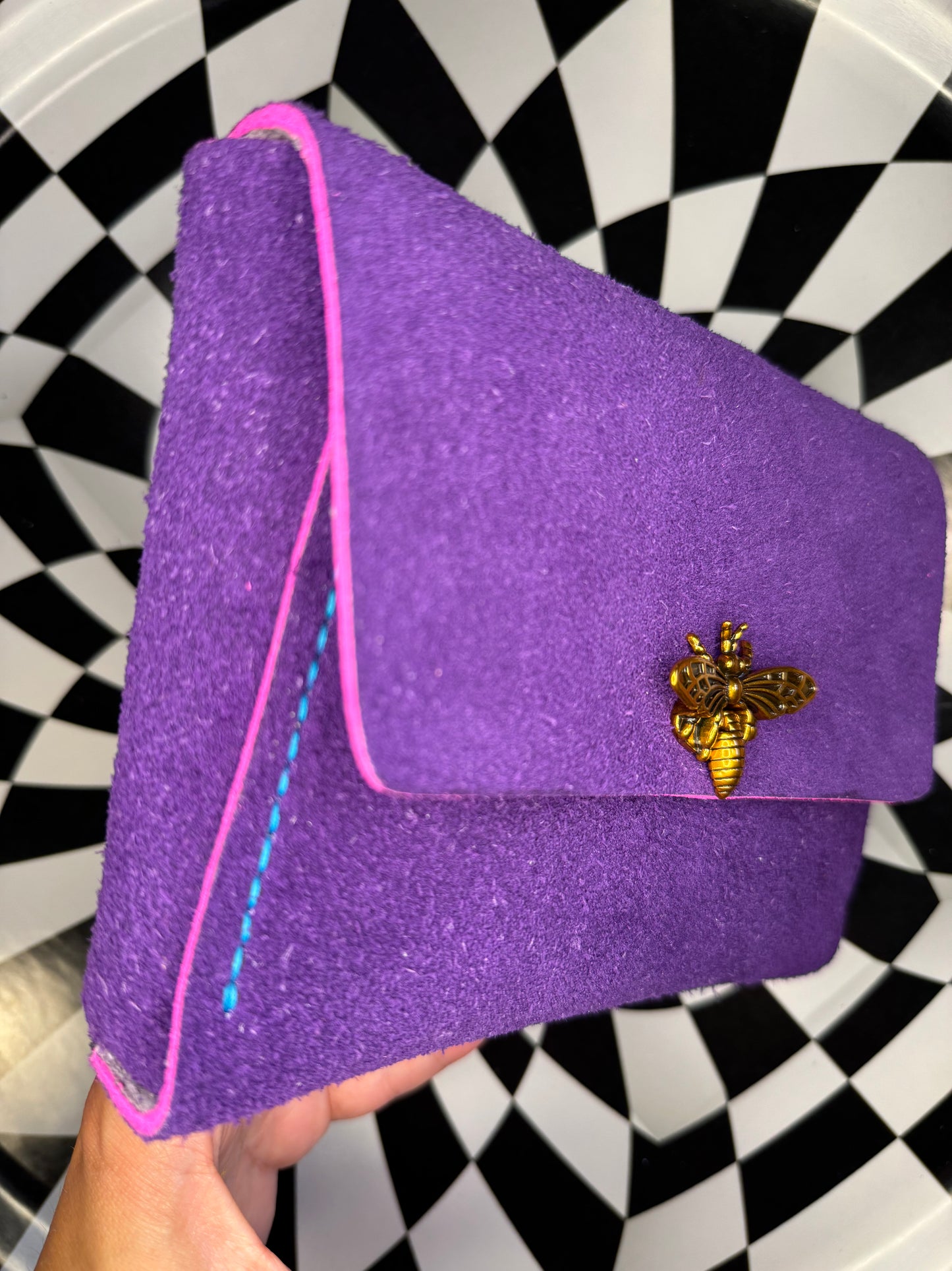 Bee Arthur 4 in 1 classic size leather purse! Fanny pack, crossbody, shoulder bag or clutch!