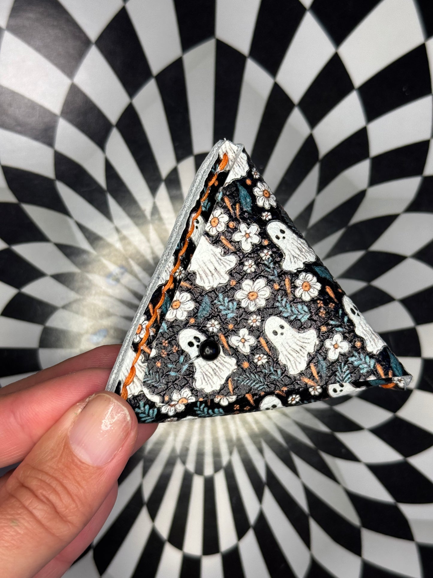 Triangle leather coin pouch! Hand sewn change purse