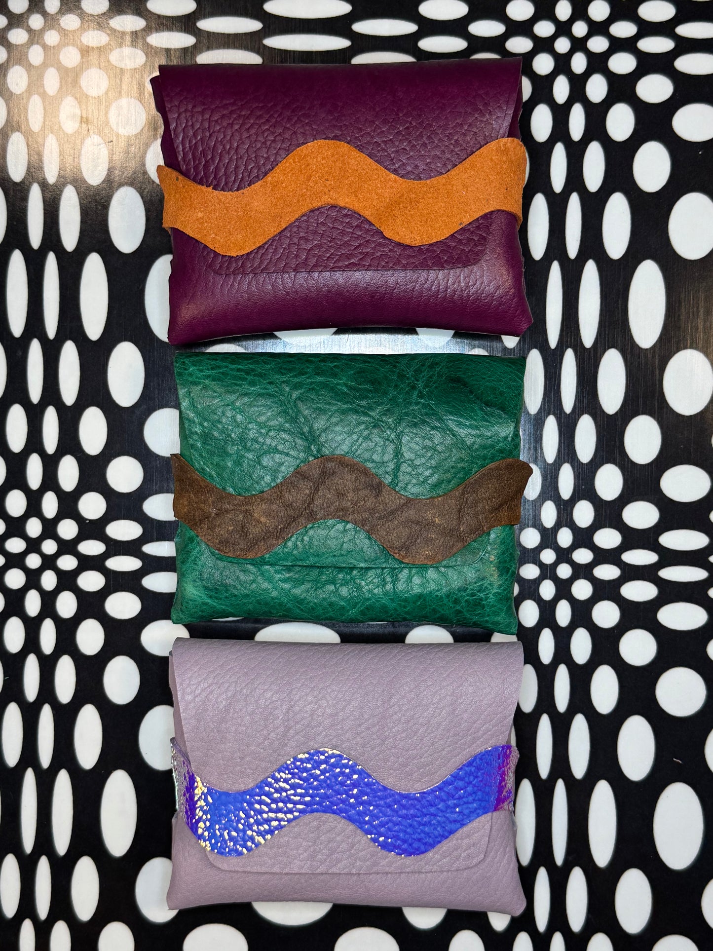 Wavy Gravy no sew leather card case / wallet! Bison leather tuck front card holders