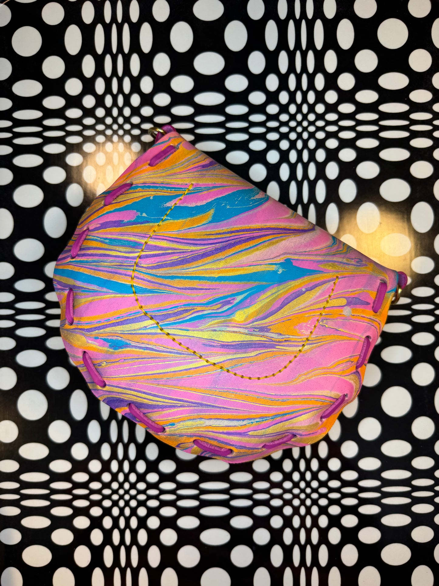 Wavy Saddle Bag – Hand Sewn Leather Crossbody Bag