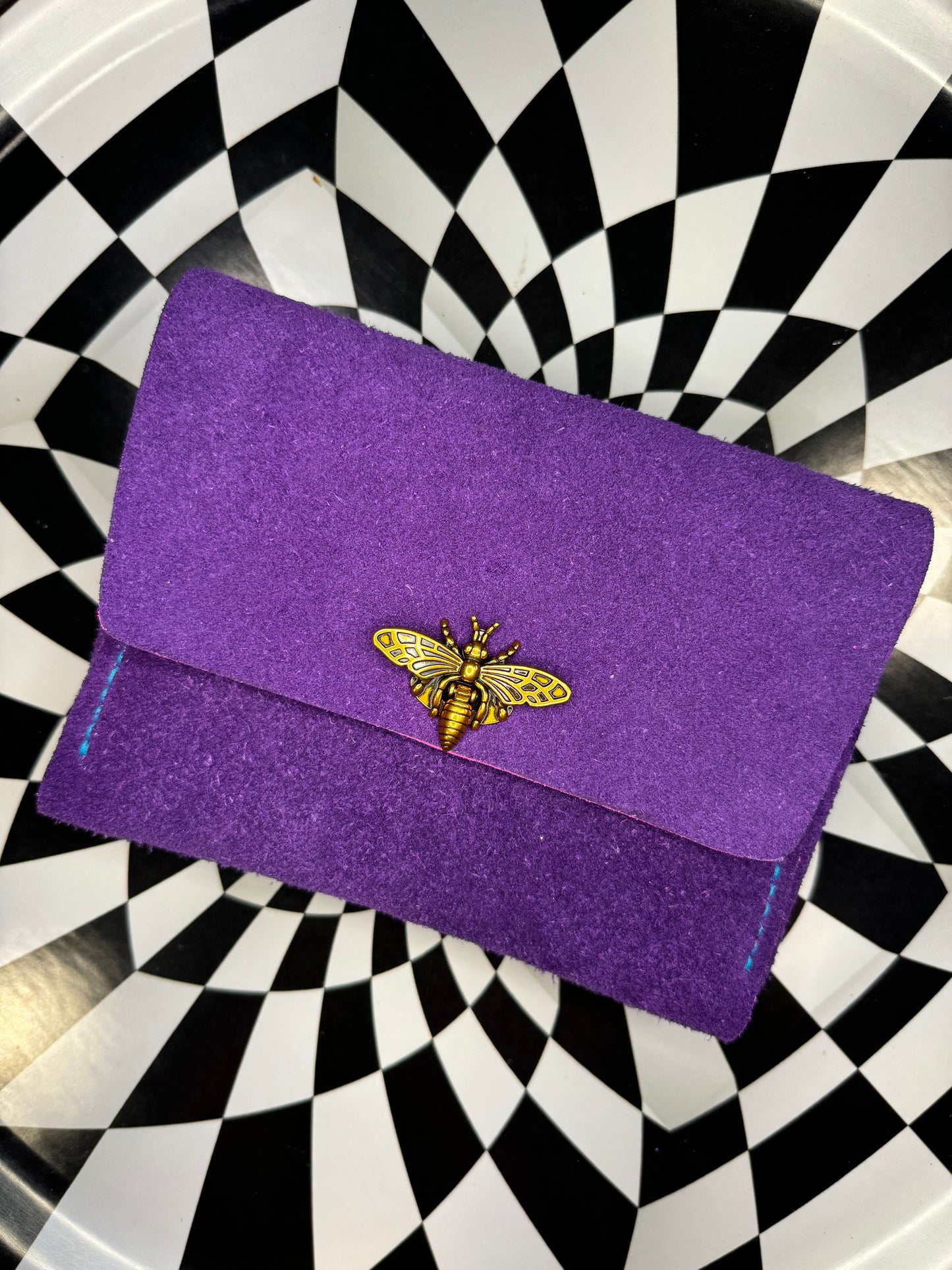 Bee Arthur 4 in 1 classic size leather purse! Fanny pack, crossbody, shoulder bag or clutch!