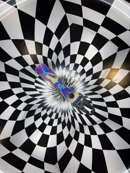 Leather mystery braid carabiner keychain!