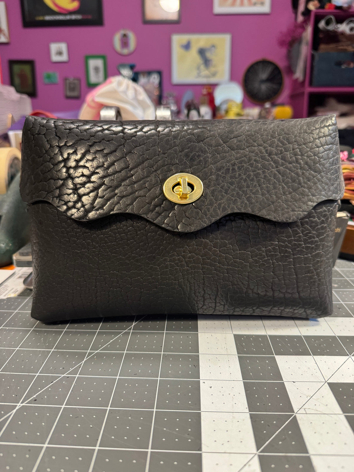 The Flapper — No-Sew wavy Leather Flap Crossbody Bag with Adjustable Paracord Strap