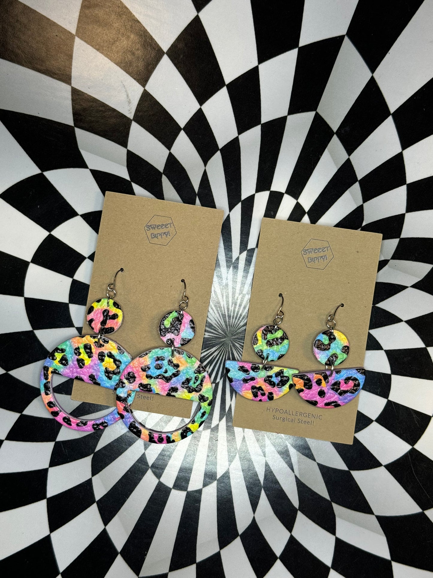 Totally 90’s leather earrings! Checkerboard or Lisa Franky leather rainbow leopard print circle earrings!