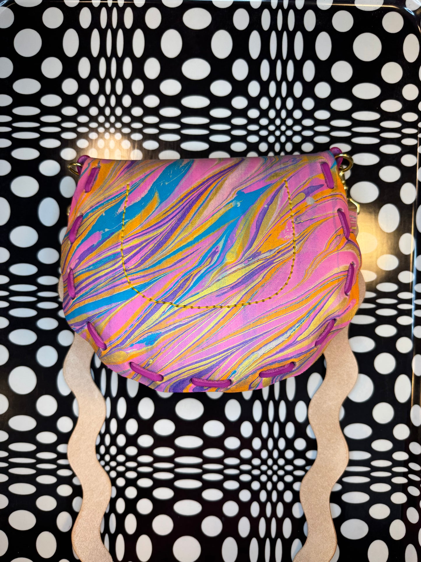 Wavy Saddle Bag – Hand Sewn Leather Crossbody Bag