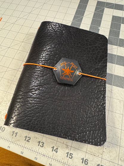 Handmade Leather Traveler’s Notebook Cover – Refillable Journal Cover