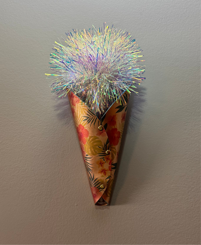 Leather wall sconce / vase for air plants, dried flowers or live flowers! Chic minimalist wall hanging Handmade one of a kind