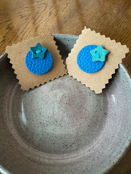 Handmade Leather Blueberry Pin – Cute Brooch – Hand Sewn Leather Lapel Pin – Fruit Lover Gift – Garden Inspired Accessory