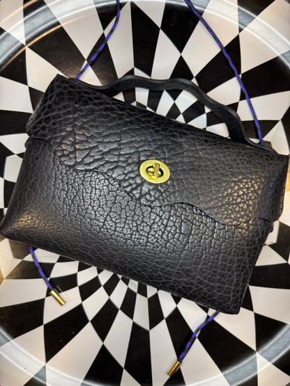 The Flapper — No-Sew wavy Leather Flap Crossbody Bag with Adjustable Paracord Strap