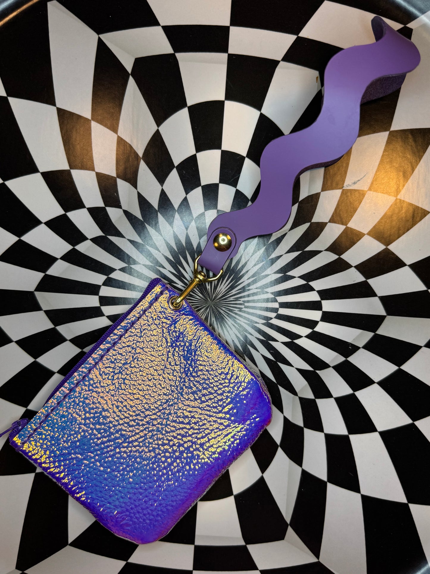 Wavy Wristlet “Joey” leather Zipper pouch!