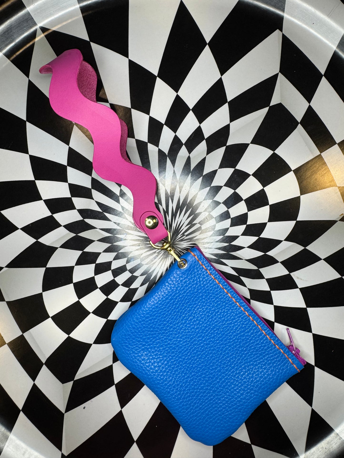 Wavy Wristlet “Joey” leather Zipper pouch!
