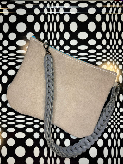 Betsey Hand sewn leather shoulder bag - handmade leather statement bag! Retro interlocking strap