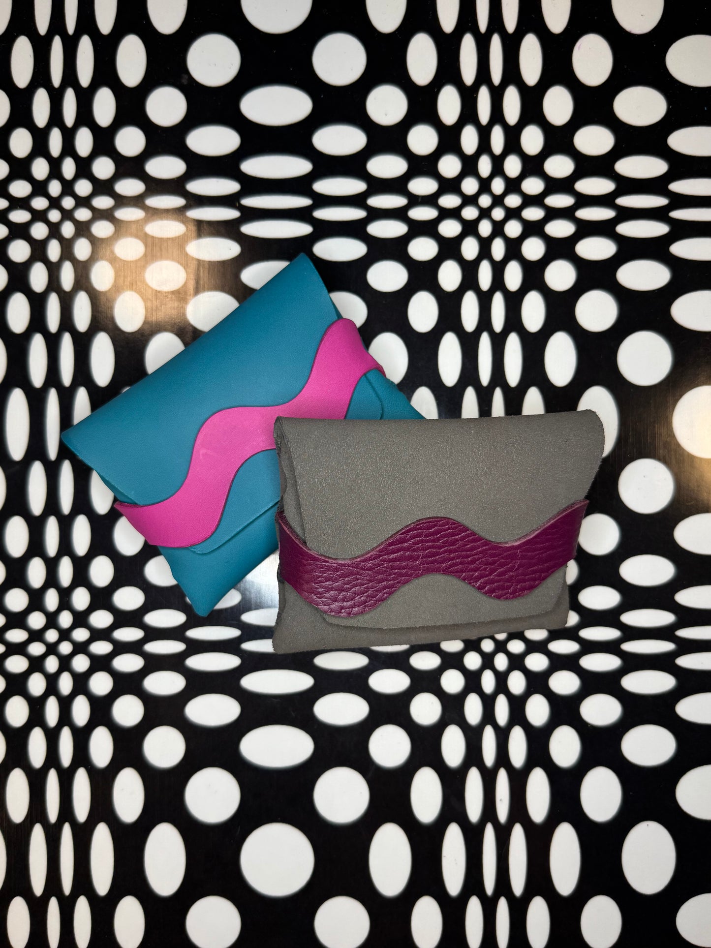 Wavy Gravy no sew leather card case / wallet! Bison leather tuck front card holders