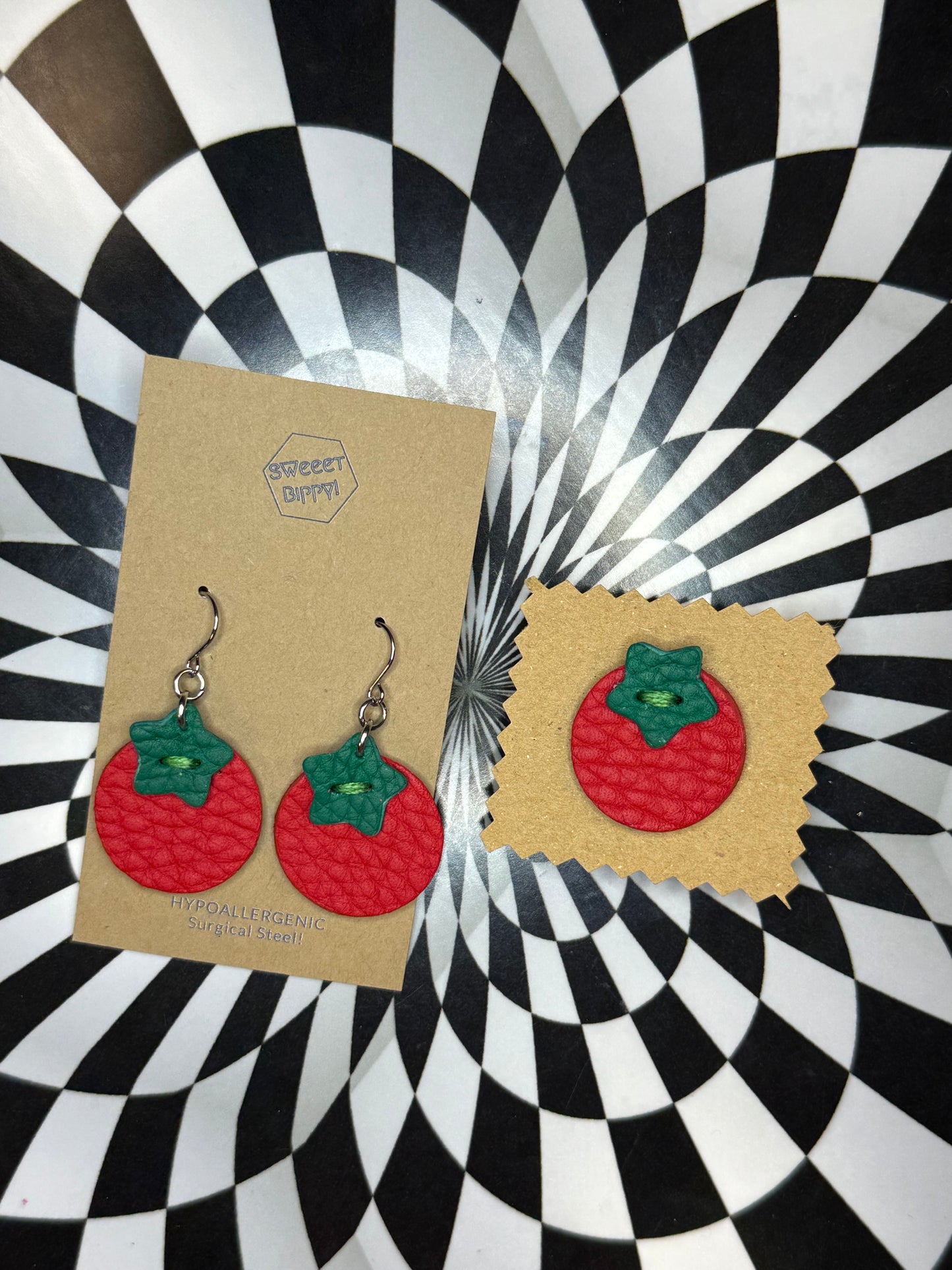 Handmade Leather Tomato Pin – Cute Tomato Brooch – Hand Sewn Leather Lapel Pin – Tomato Lover Gift – Garden Inspired Accessory