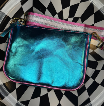 Naria hand sewn leather zipper purse with contrasting piping!