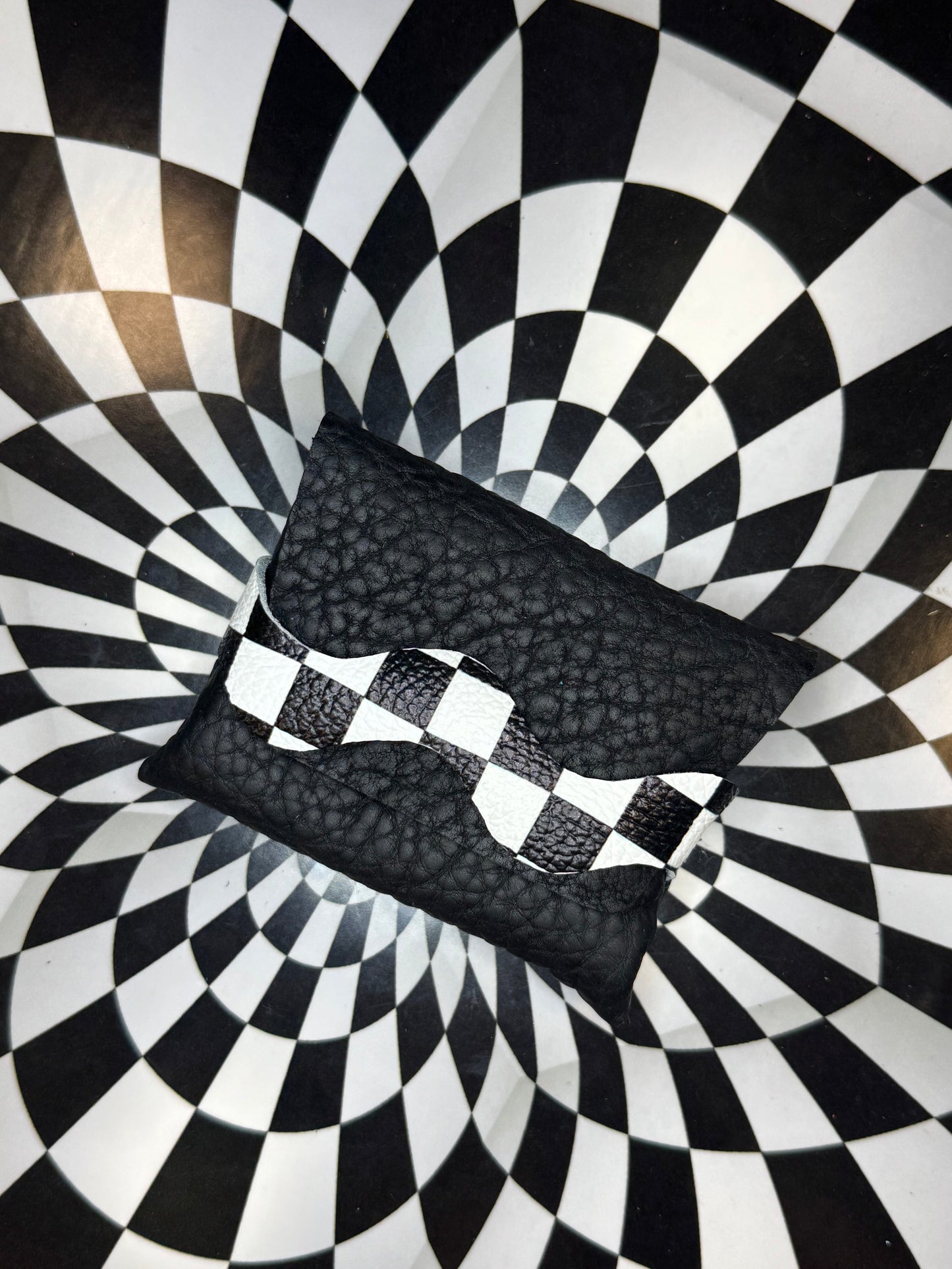 Wavy Gravy no sew leather card case / wallet! Bison leather tuck front card holders