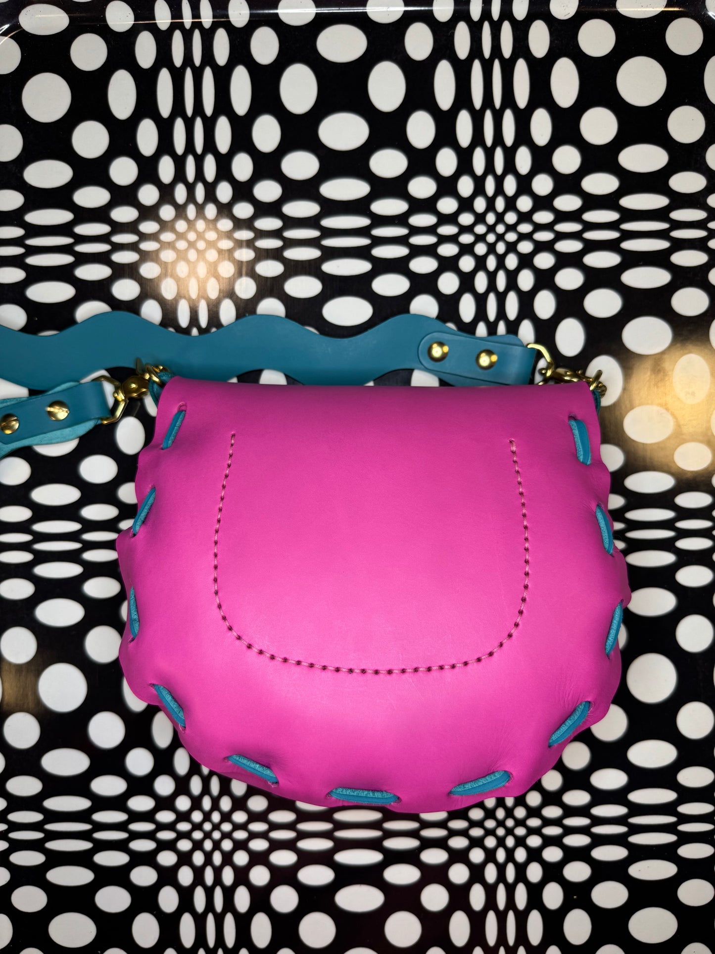 Wavy Saddle Bag – Hand Sewn Leather Crossbody Bag