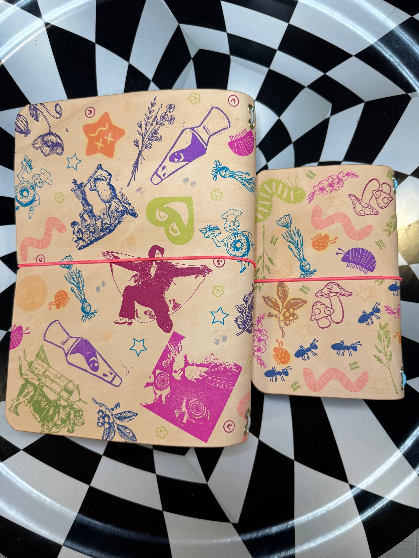 Handmade Leather Traveler’s Notebook Cover – Refillable Journal Cover Midori