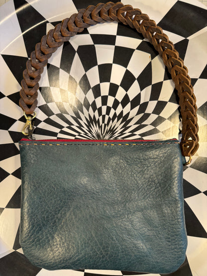 Betsey Hand sewn leather shoulder bag - handmade leather statement bag! Retro interlocking strap