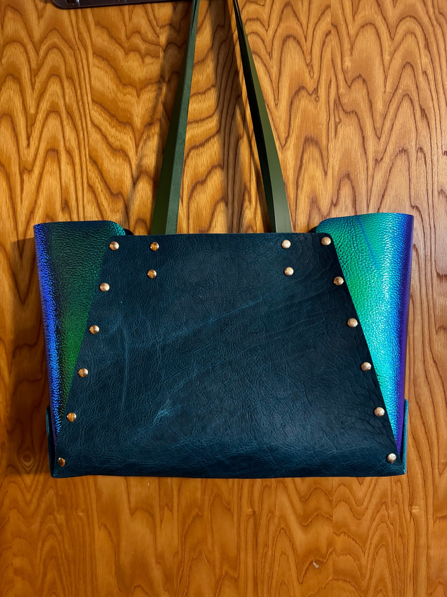 Alysha Handmade no sew leather tote bag!