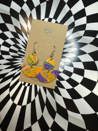 Totally 90’s leather earrings! Checkerboard or Lisa Franky leather rainbow leopard print circle earrings!