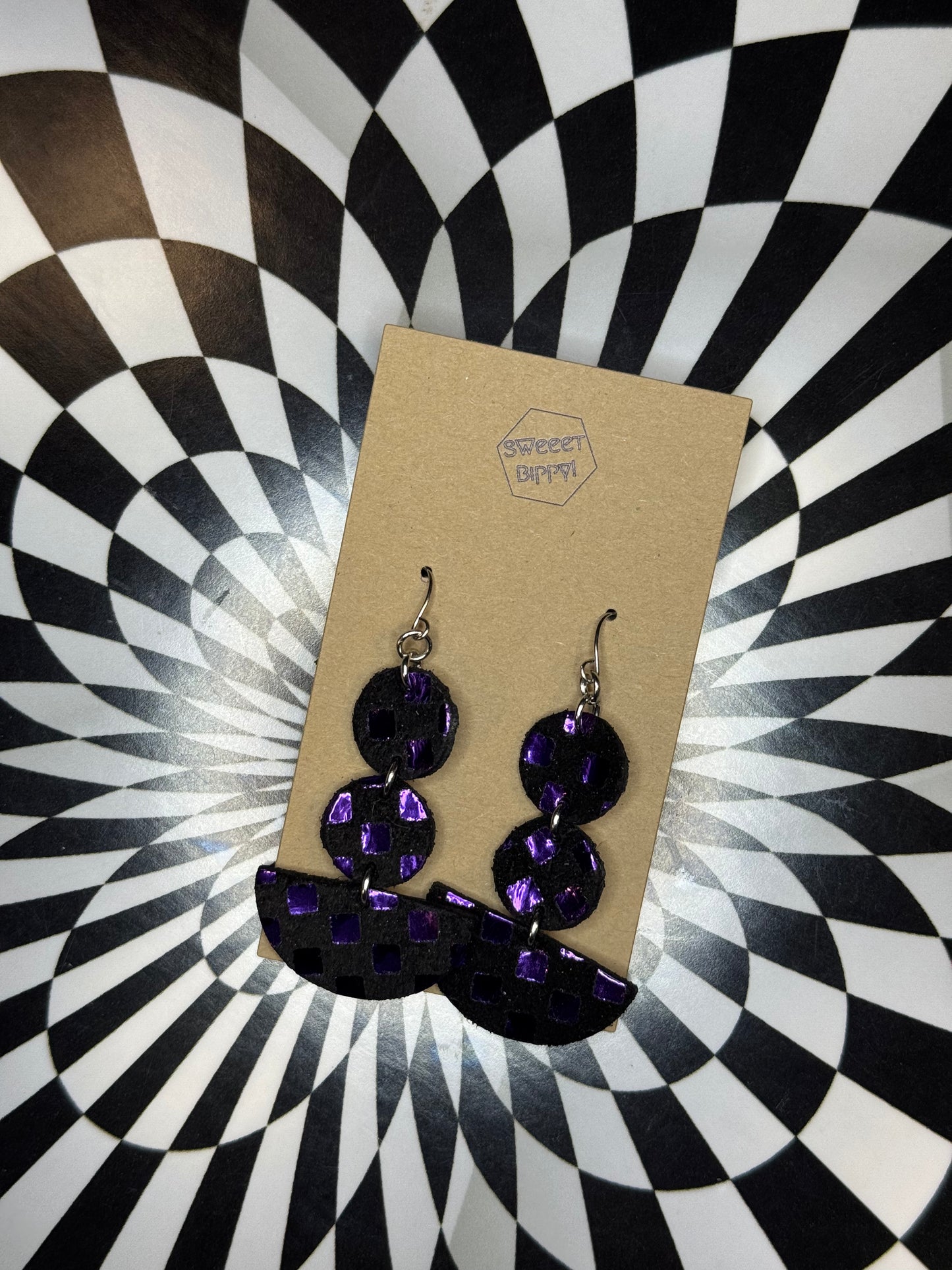 Totally 90’s leather earrings! Checkerboard or Lisa Franky leather rainbow leopard print circle earrings!