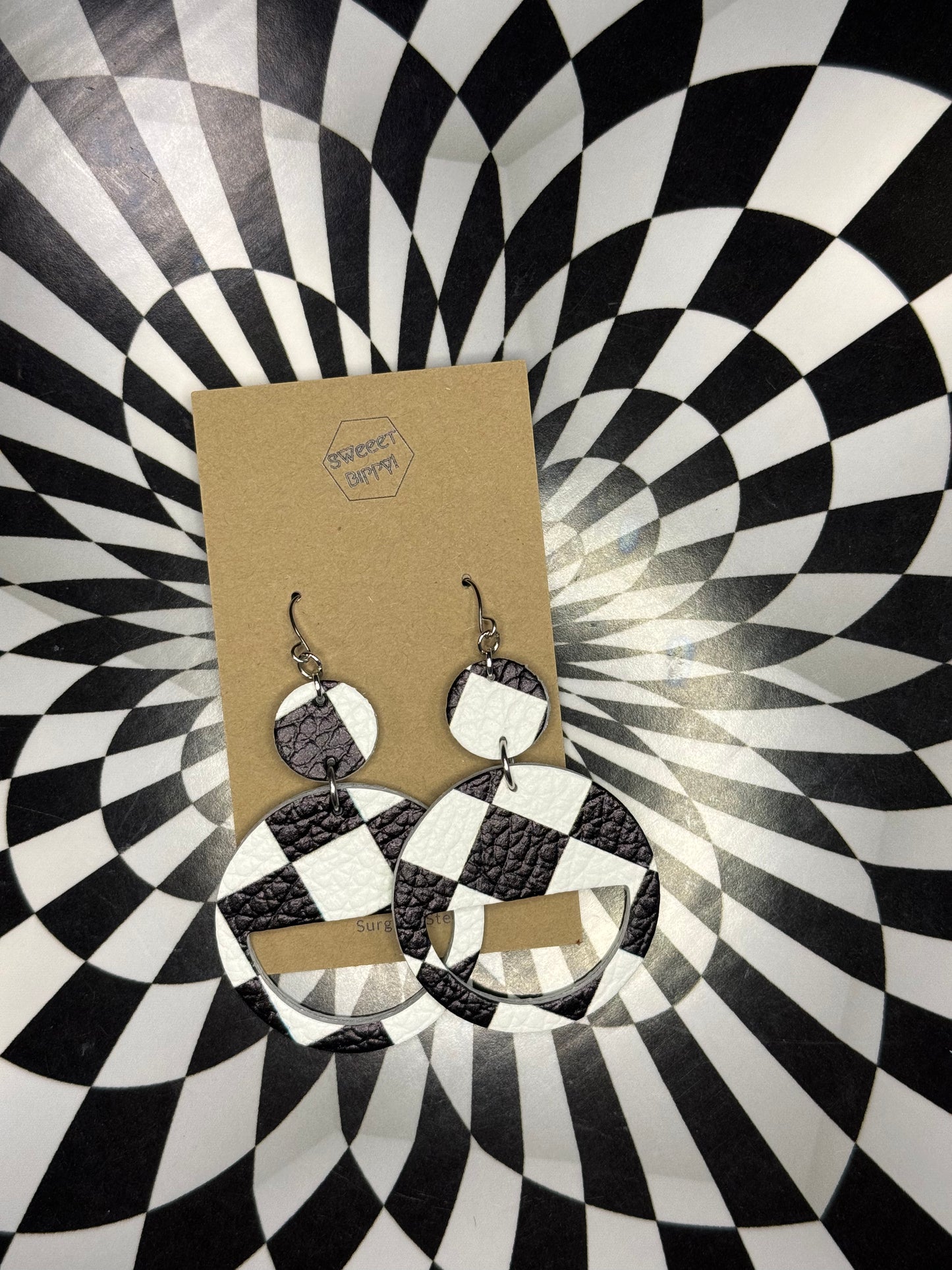 Totally 90’s leather earrings! Checkerboard or Lisa Franky leather rainbow leopard print circle earrings!