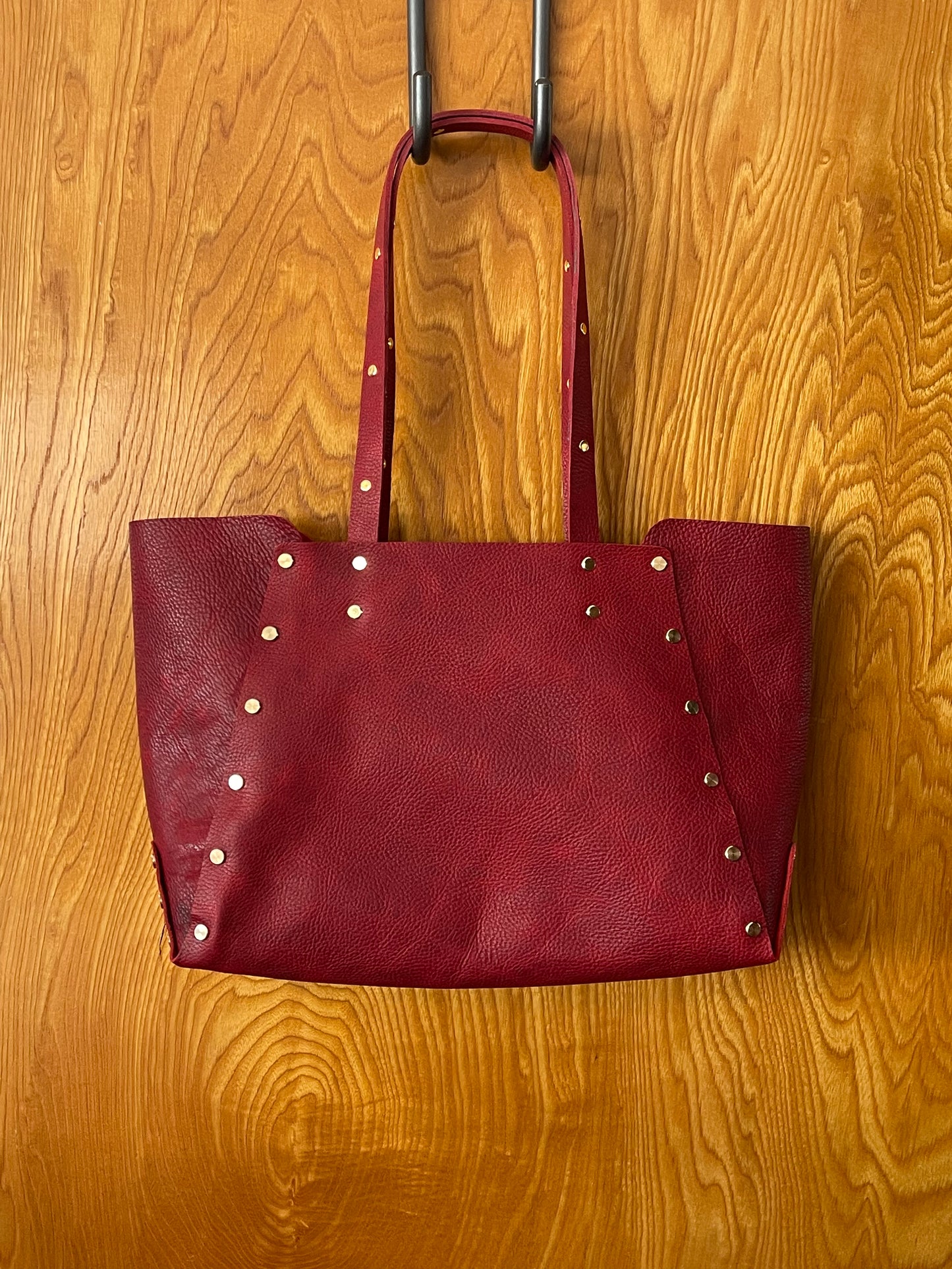 Alysha Handmade no sew leather tote bag!