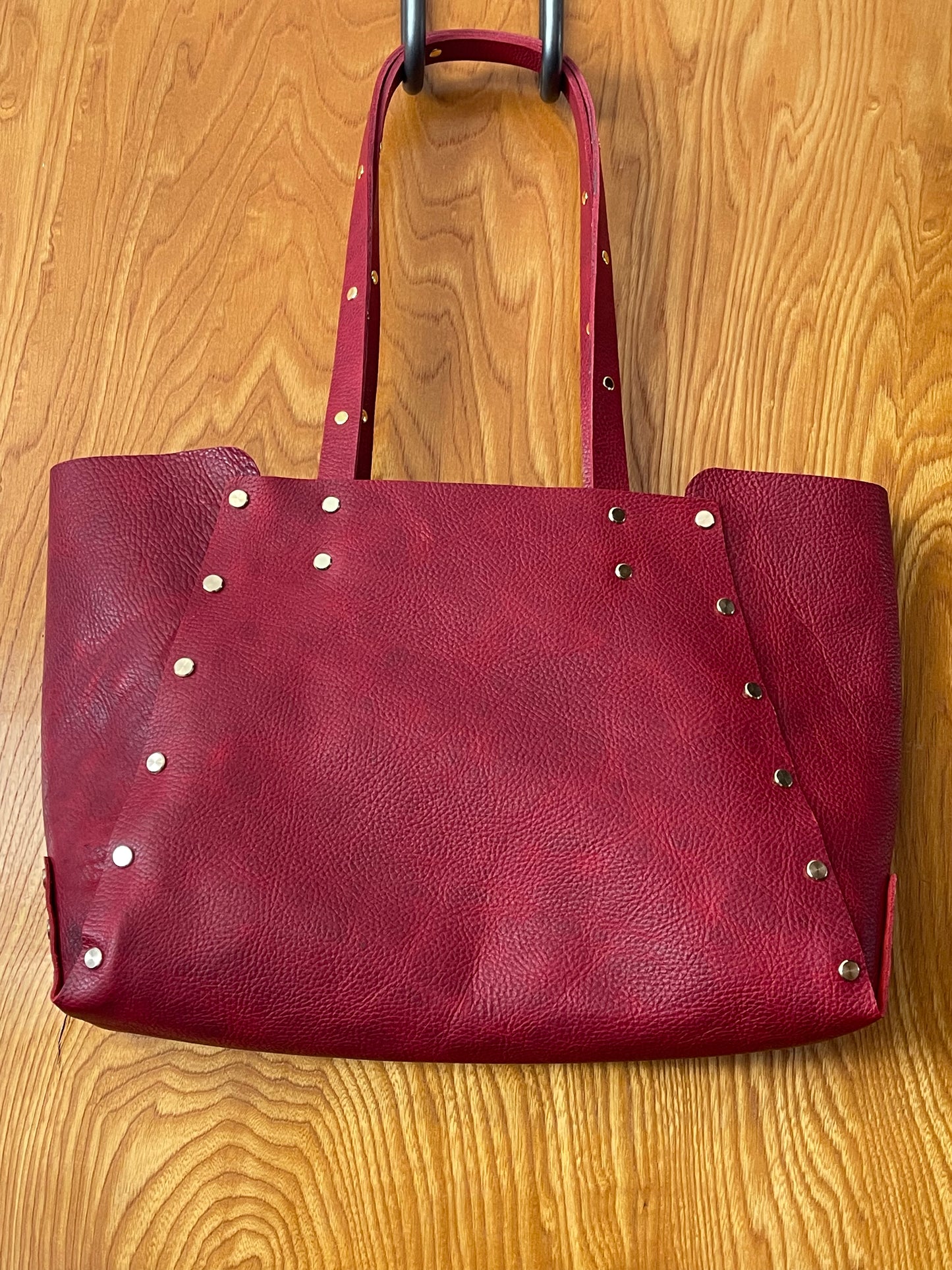 Alysha Handmade no sew leather tote bag!